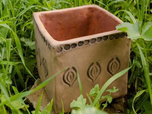 Square pot